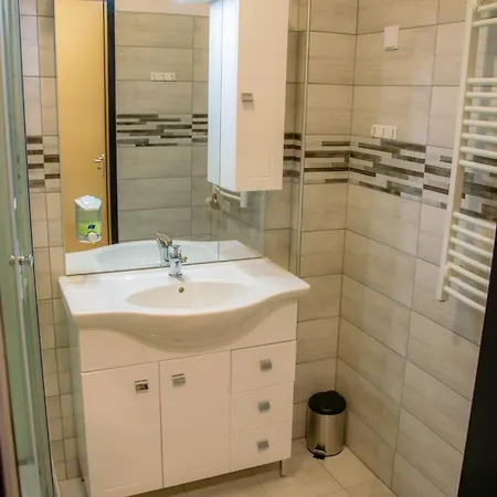 Aero Hotel 3*